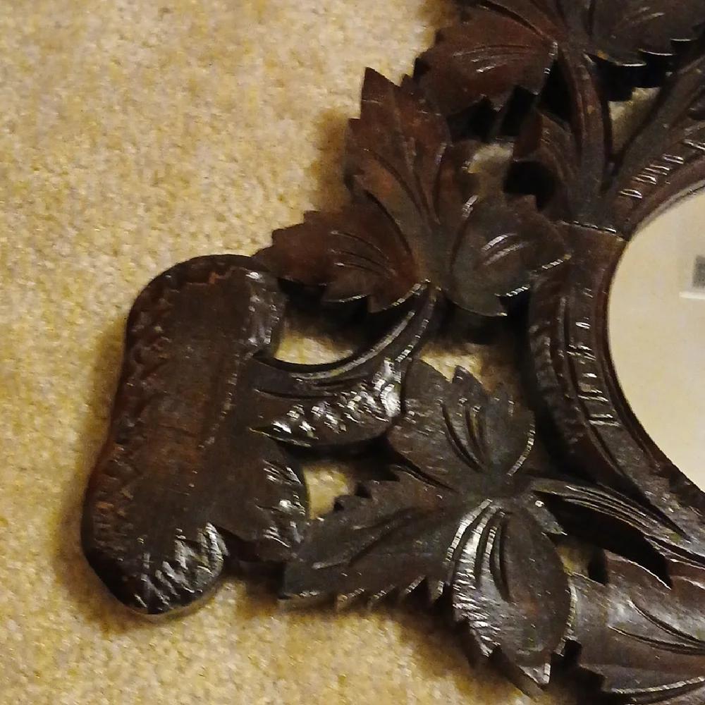 Vintage Leaf Design Wall Mirror